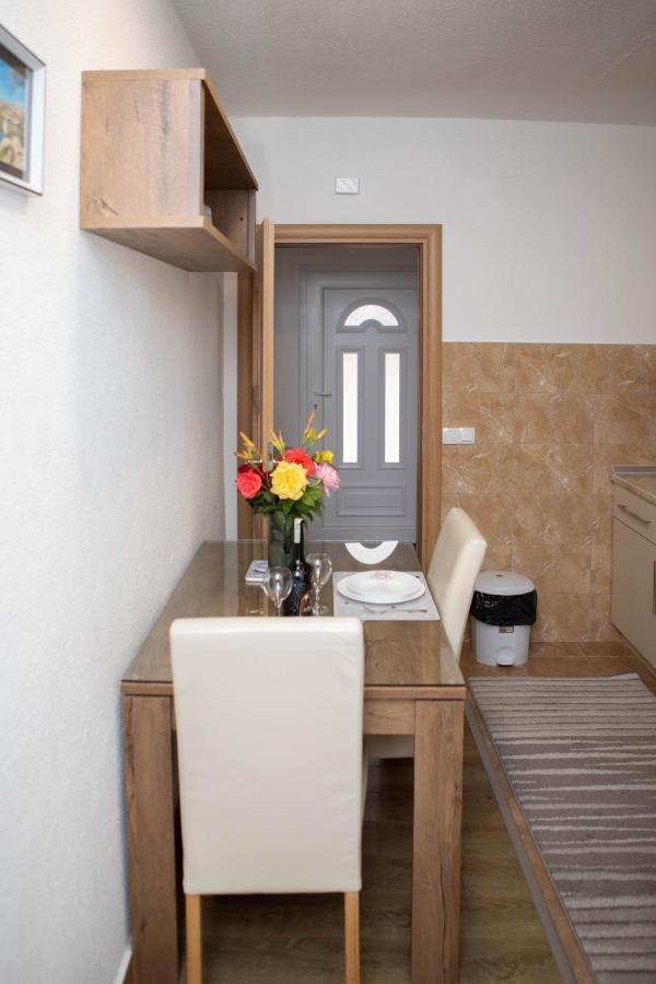 טרביניה Apartmani Budimcic מראה חיצוני תמונה